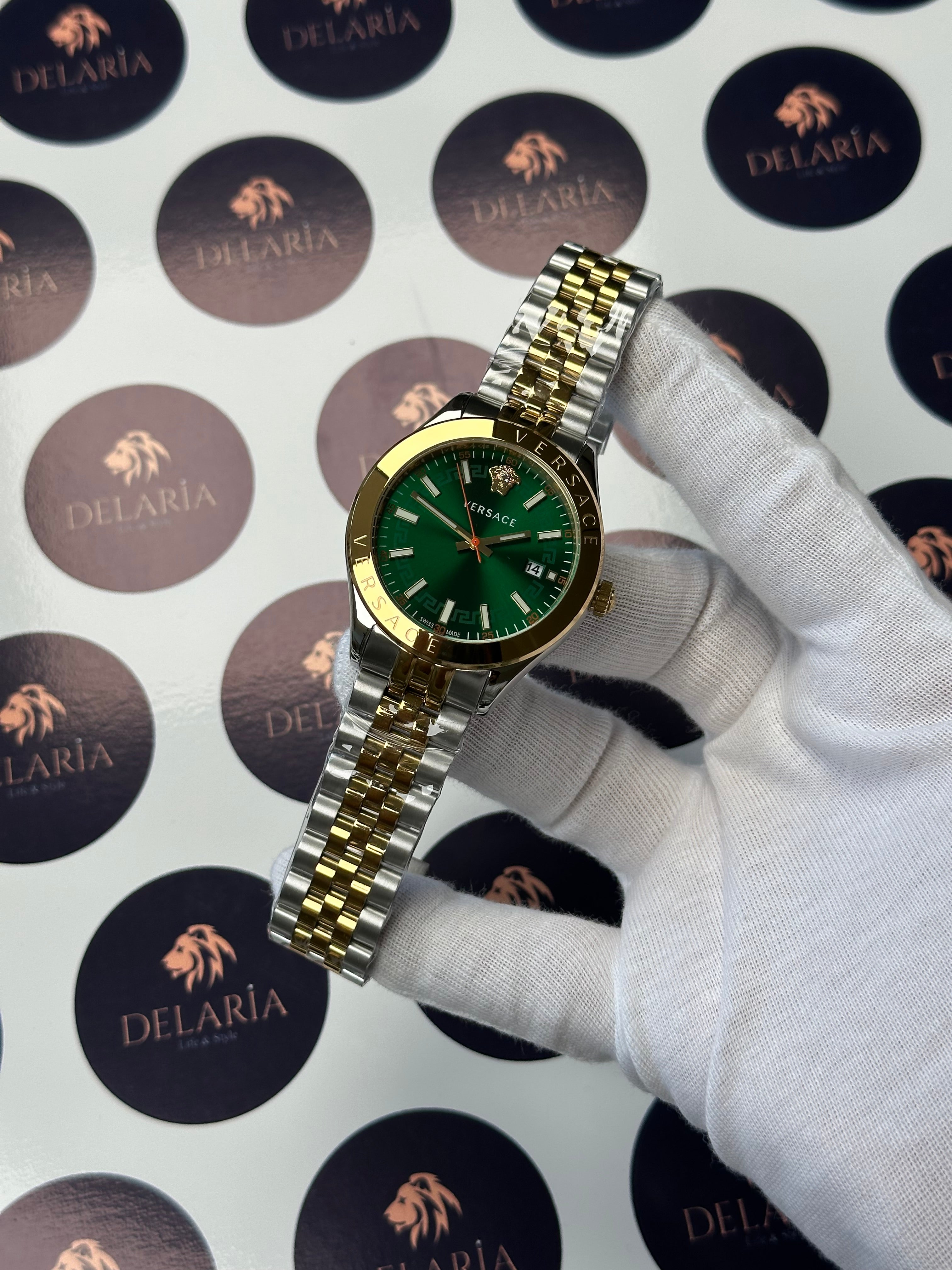 Versace 42 mm Green Dial Gold-Silver Jubile