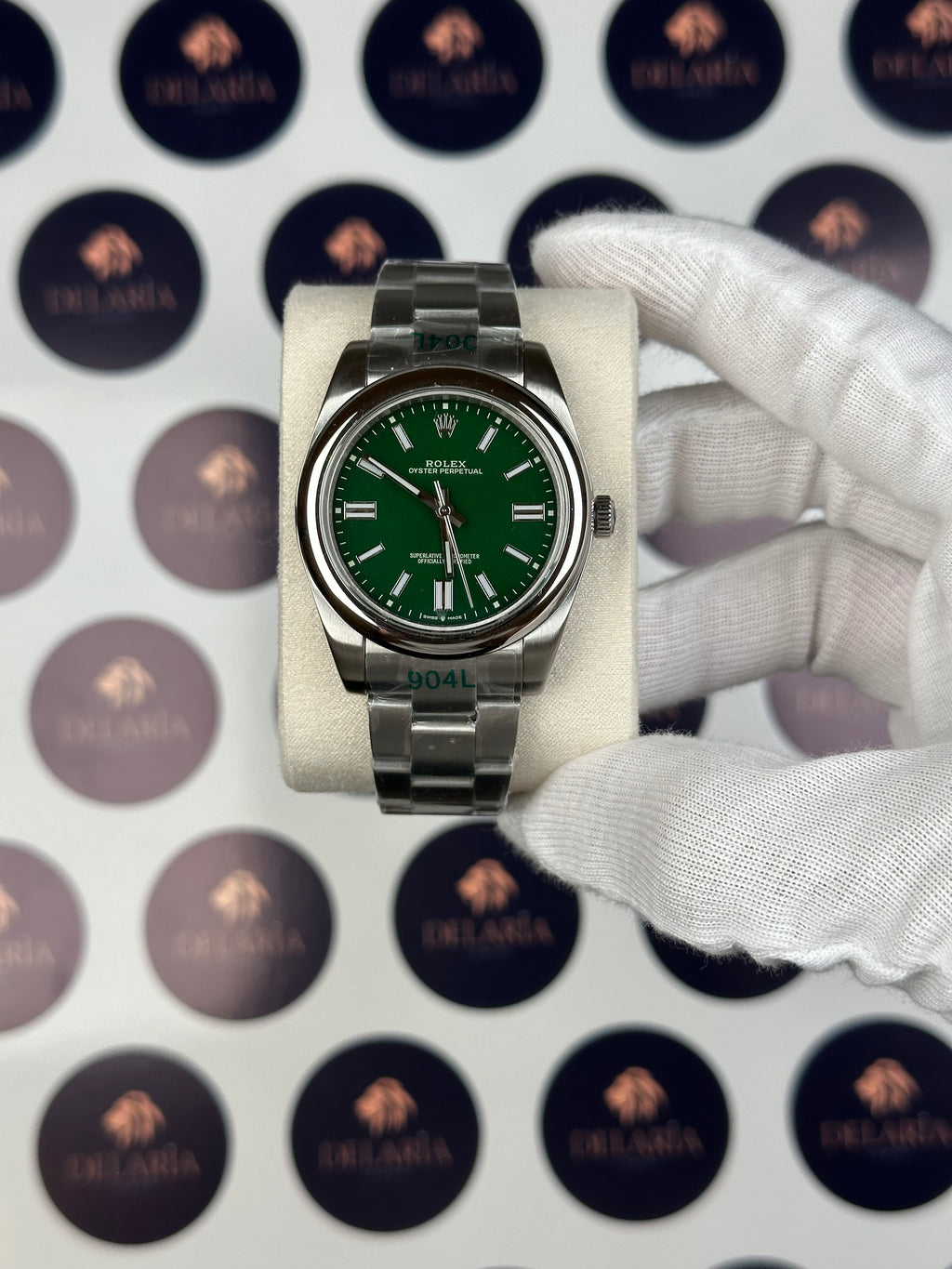ROLEX OYSTER PERPETUAL 41 MM GREEN DIAL SILVER