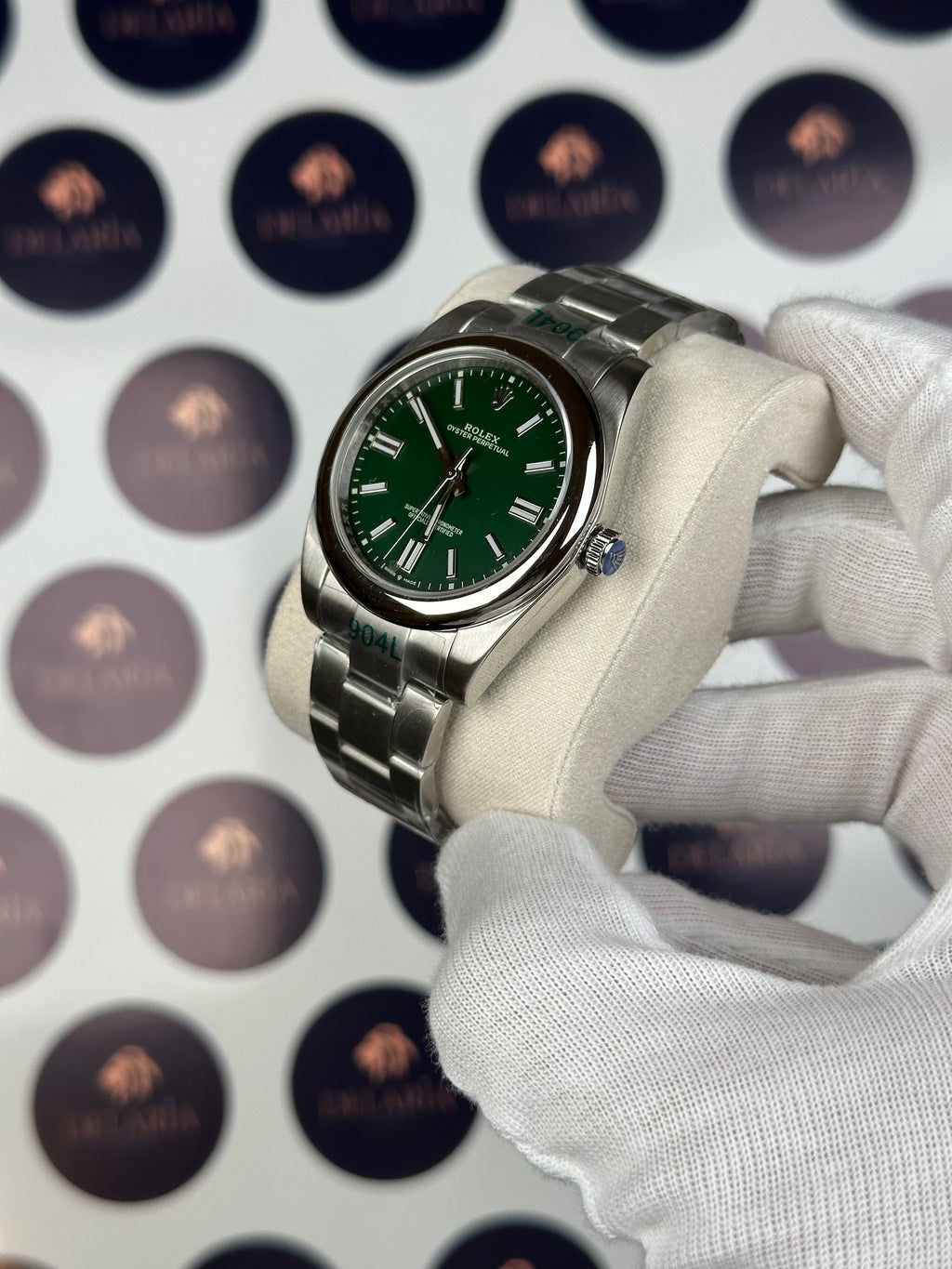 ROLEX OYSTER PERPETUAL 41 MM GREEN DIAL SILVER