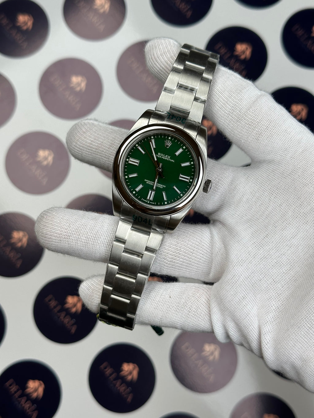 ROLEX OYSTER PERPETUAL 41 MM GREEN DIAL SILVER