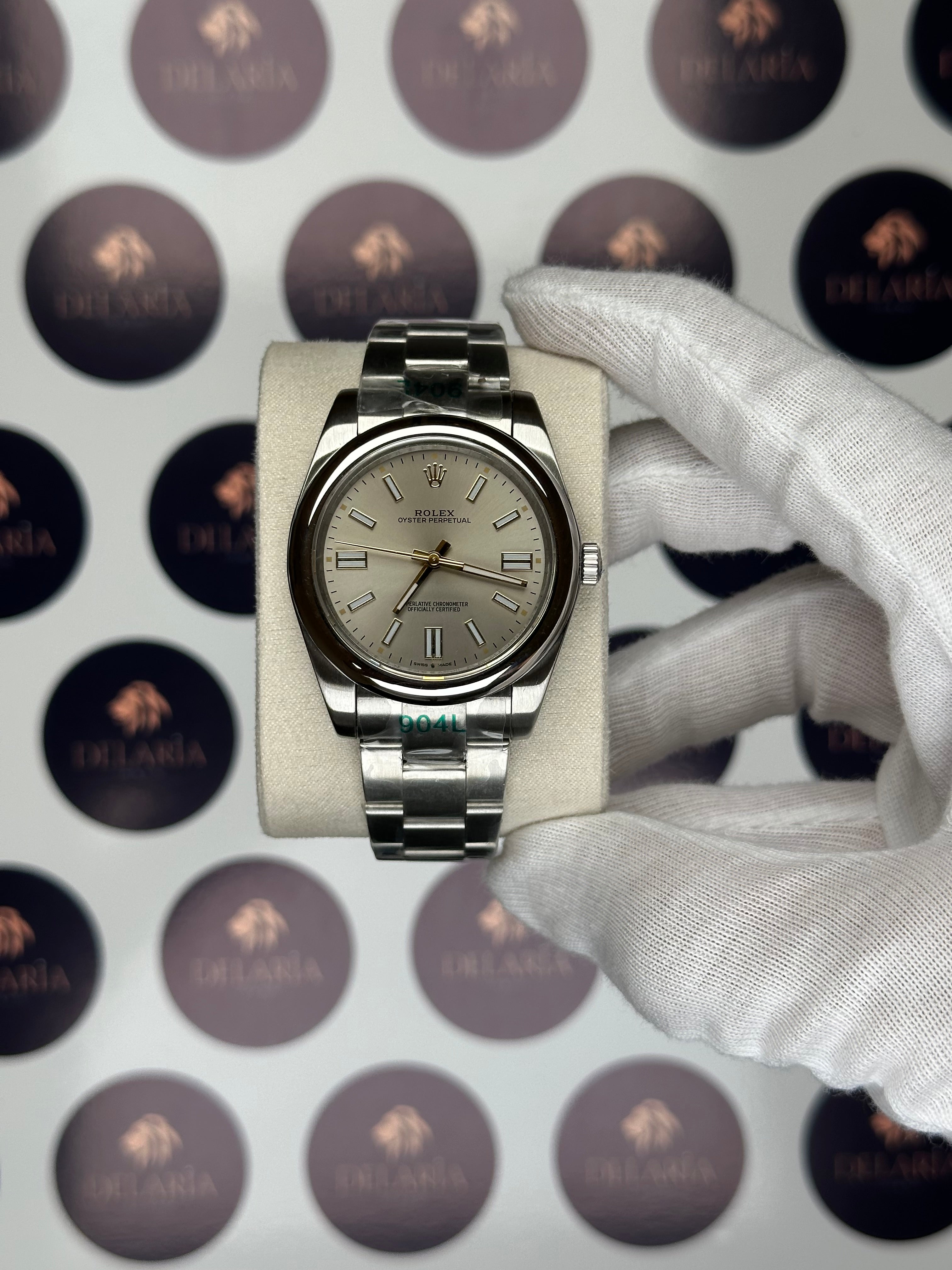 ROLEX OYSTER PERPETUAL 41 MM GREY DIAL SILVER