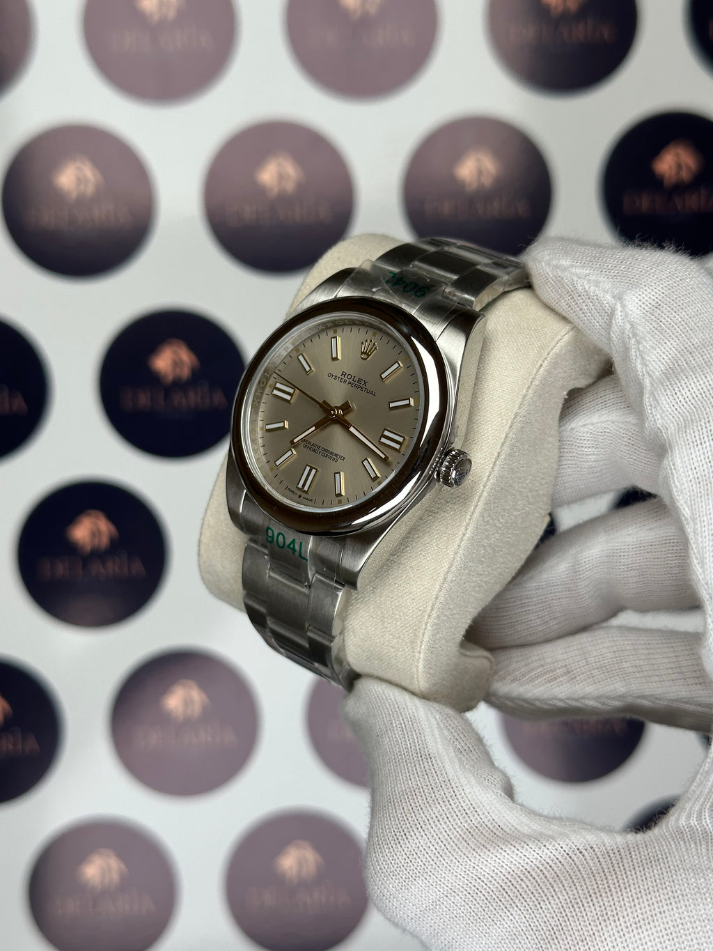 ROLEX OYSTER PERPETUAL 41 MM GREY DIAL SILVER