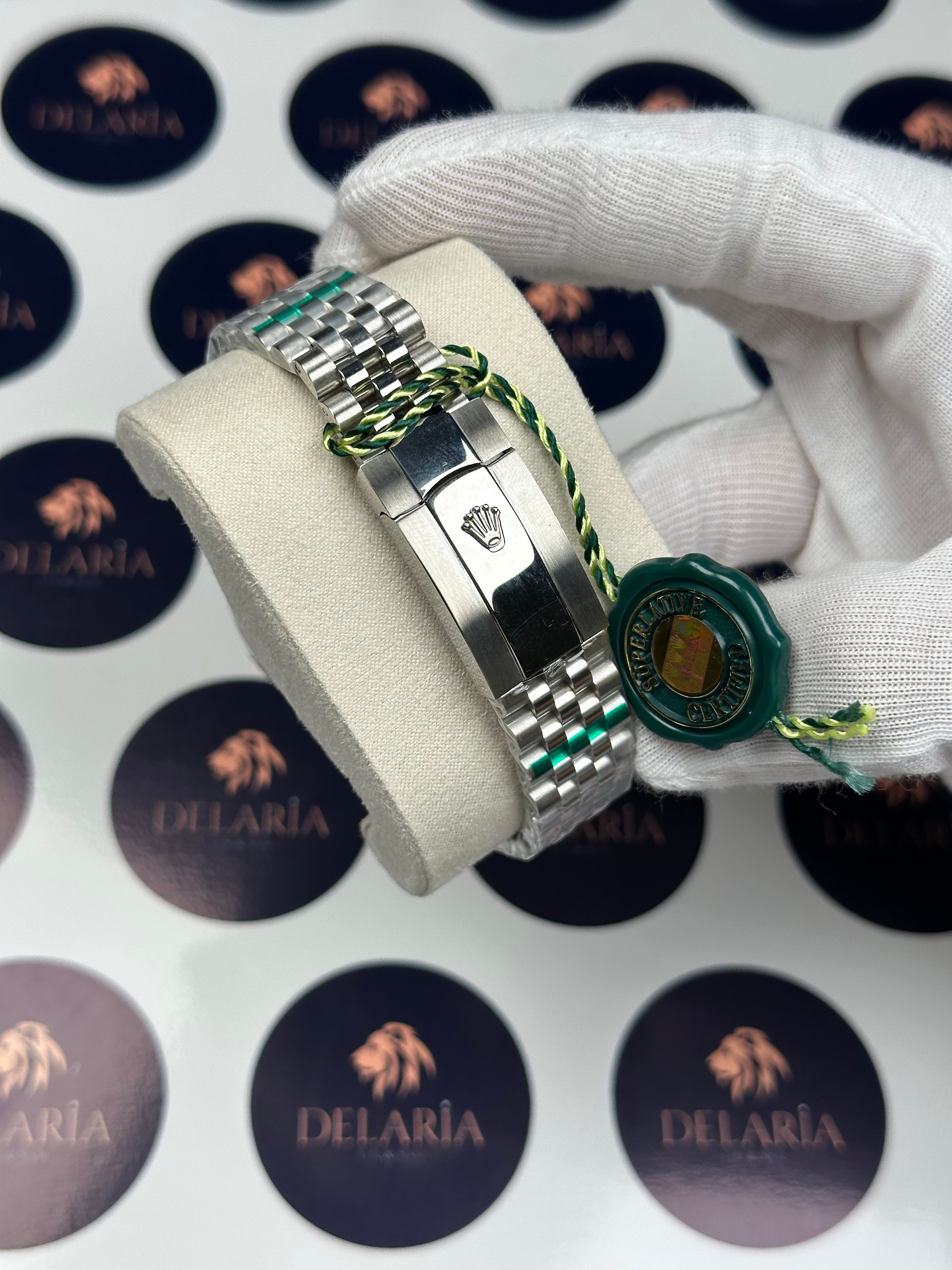 ROLEX DATEJUST 41 MM PEARL WHITE DIAL DIAMOND INDEX SILVER JUBILE