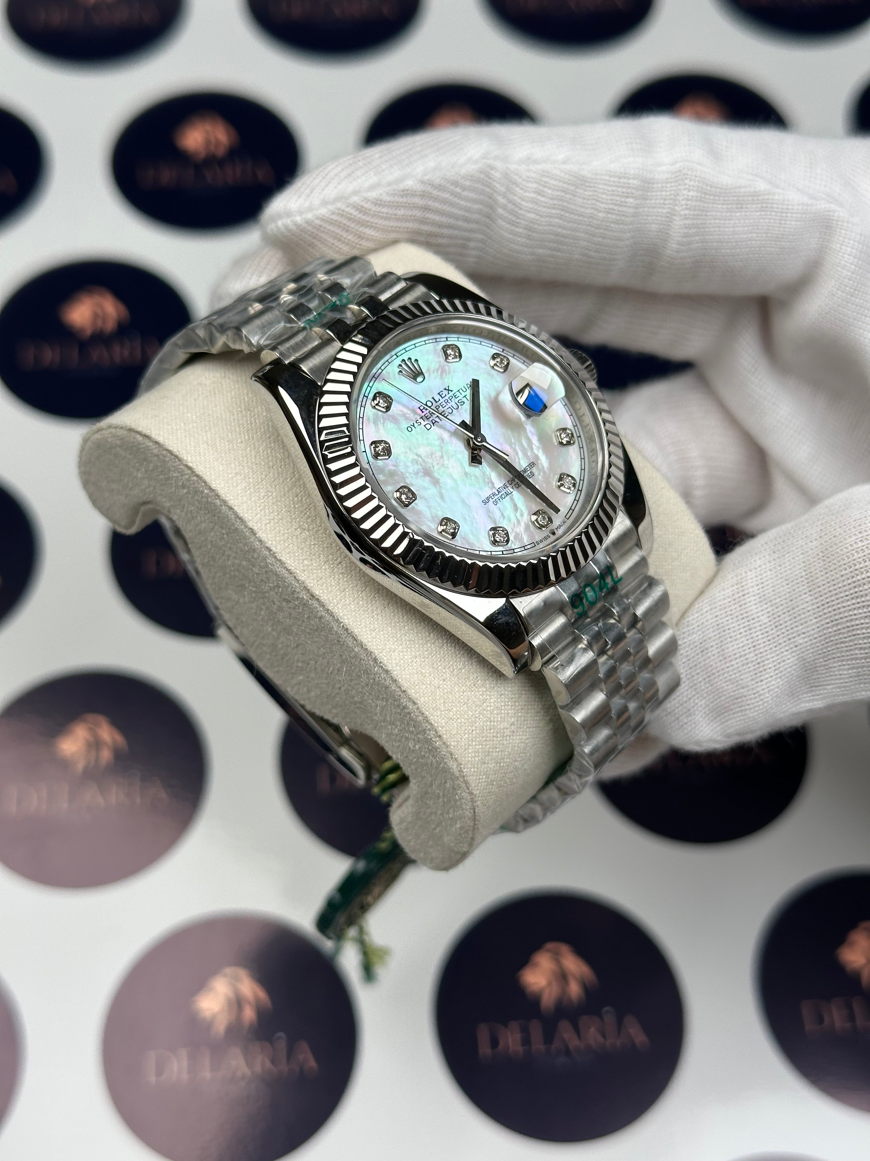 ROLEX DATEJUST 41 MM PEARL WHITE DIAL DIAMOND INDEX SILVER JUBILE