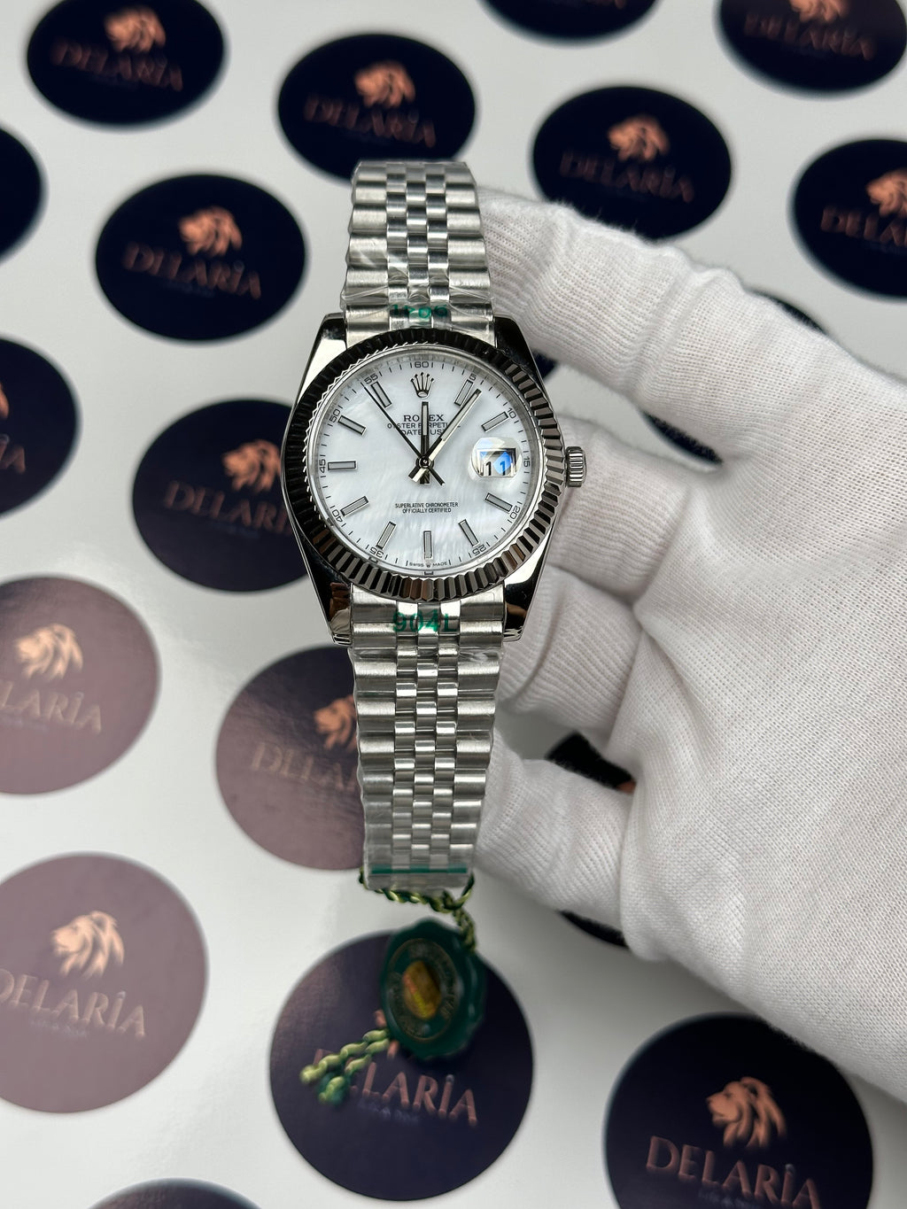 ROLEX DATEJUST 41 MM PEARL WHITE DIAL SILVER JUBILE