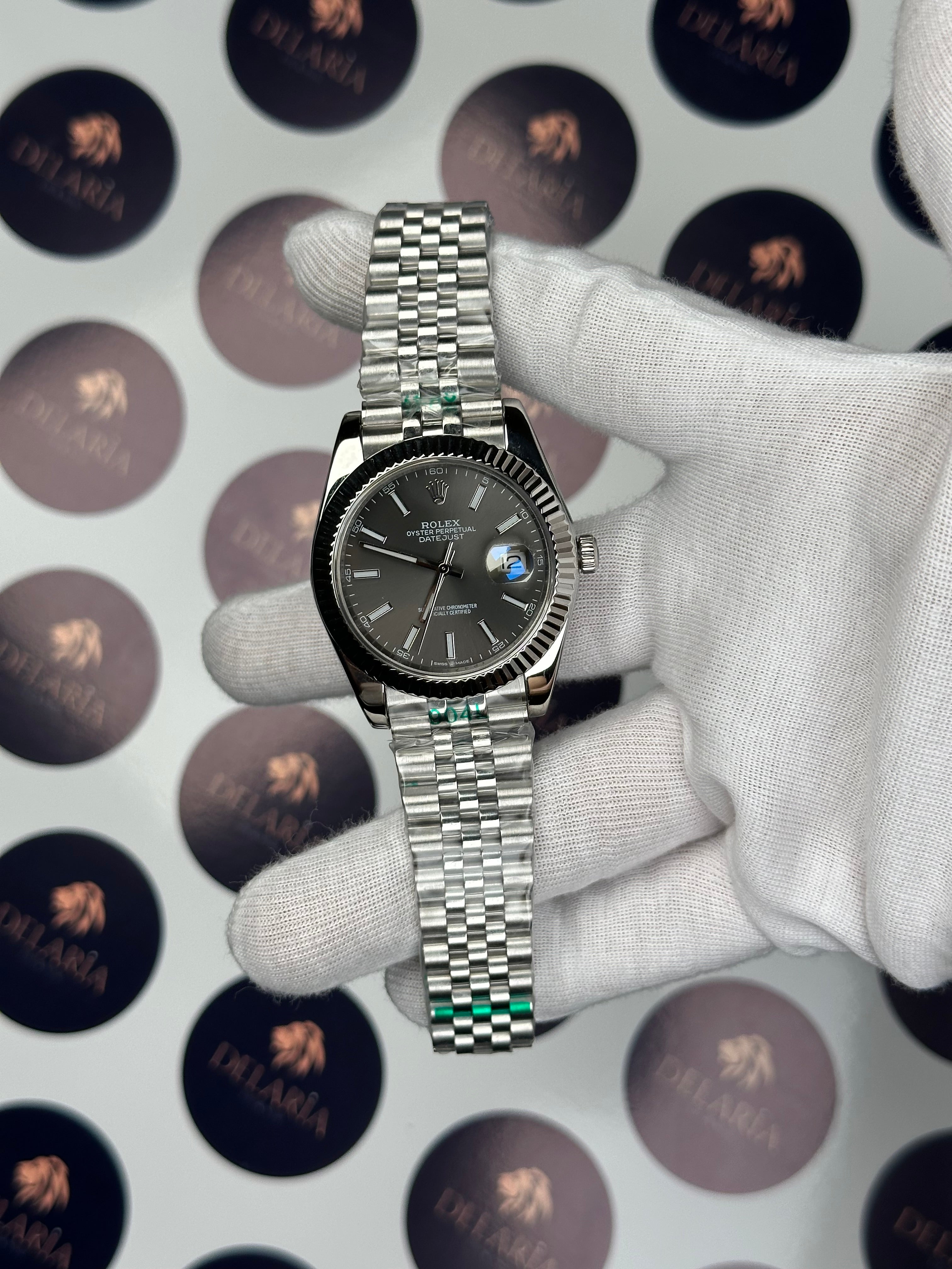 ROLEX DATEJUST 41 MM GREY DIAL SILVER JUBILE