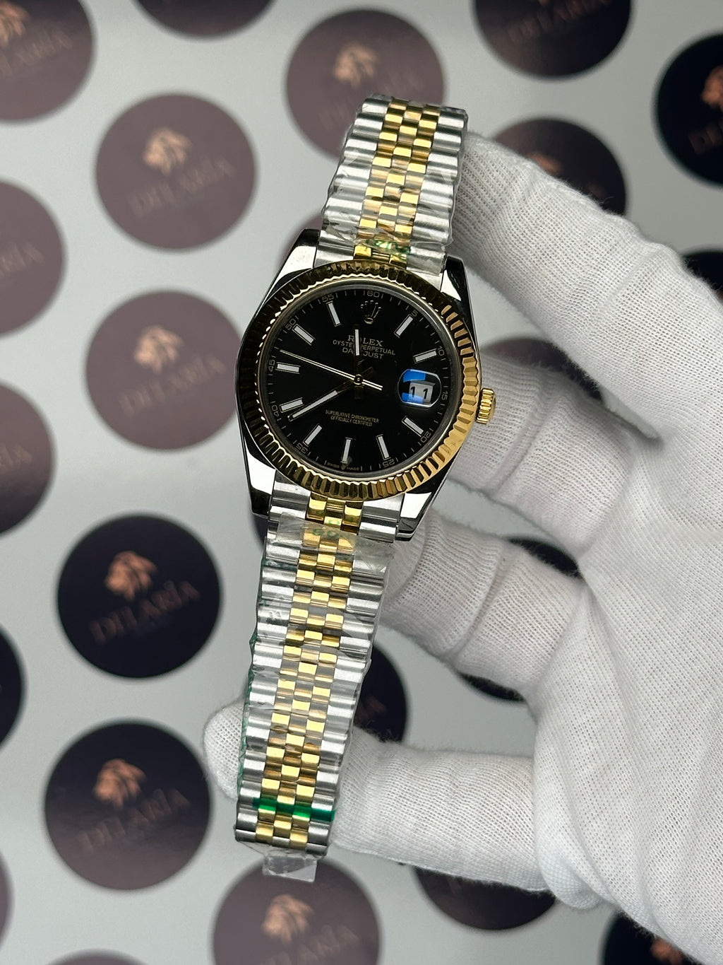 ROLEX DATEJUST 41 MM BLACK DIAL GOLD-SILVER JUBILE