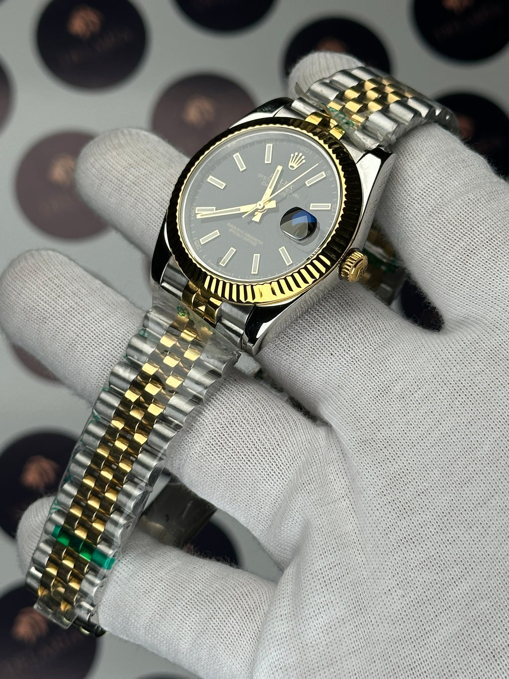 ROLEX DATEJUST 41 MM BLACK DIAL GOLD-SILVER JUBILE