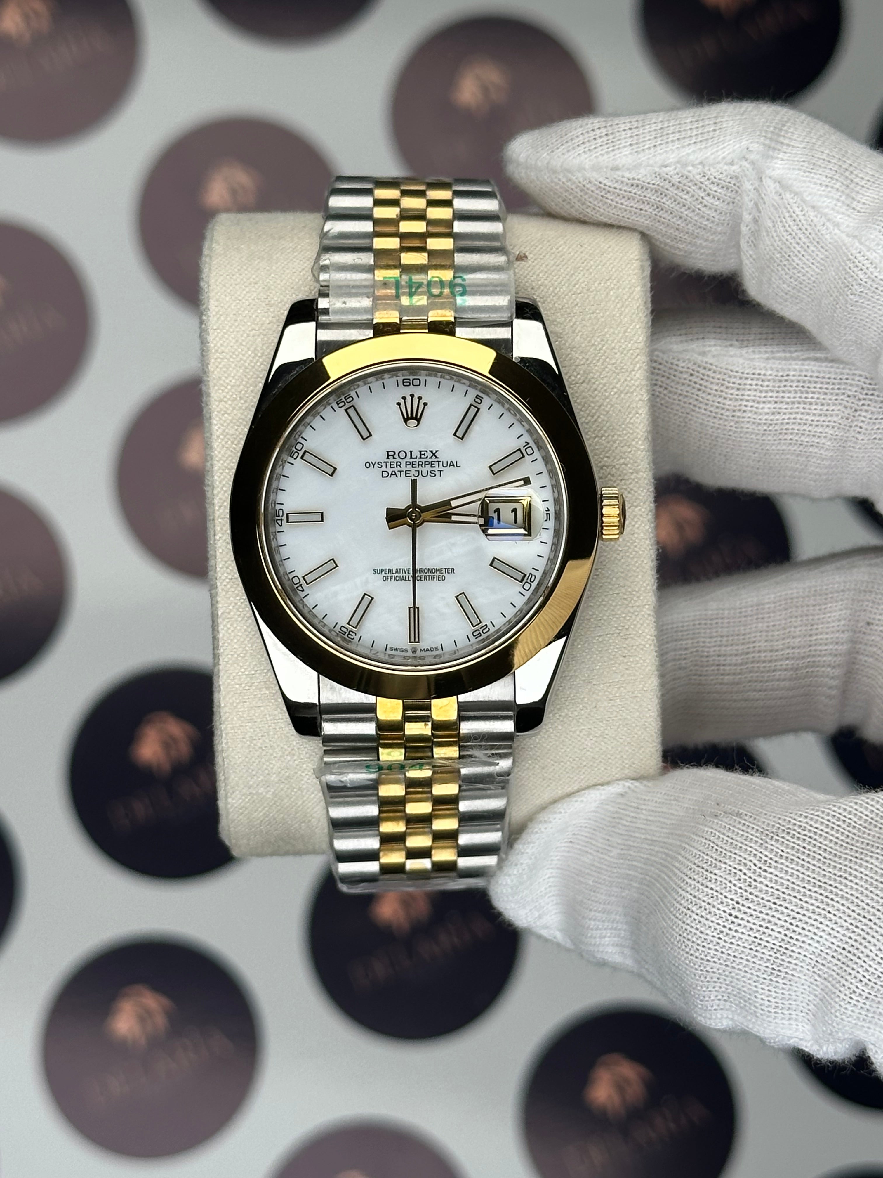 ROLEX DATEJUST 41 MM PEARL WHITE DIAL GOLD-SILVER JUBILE