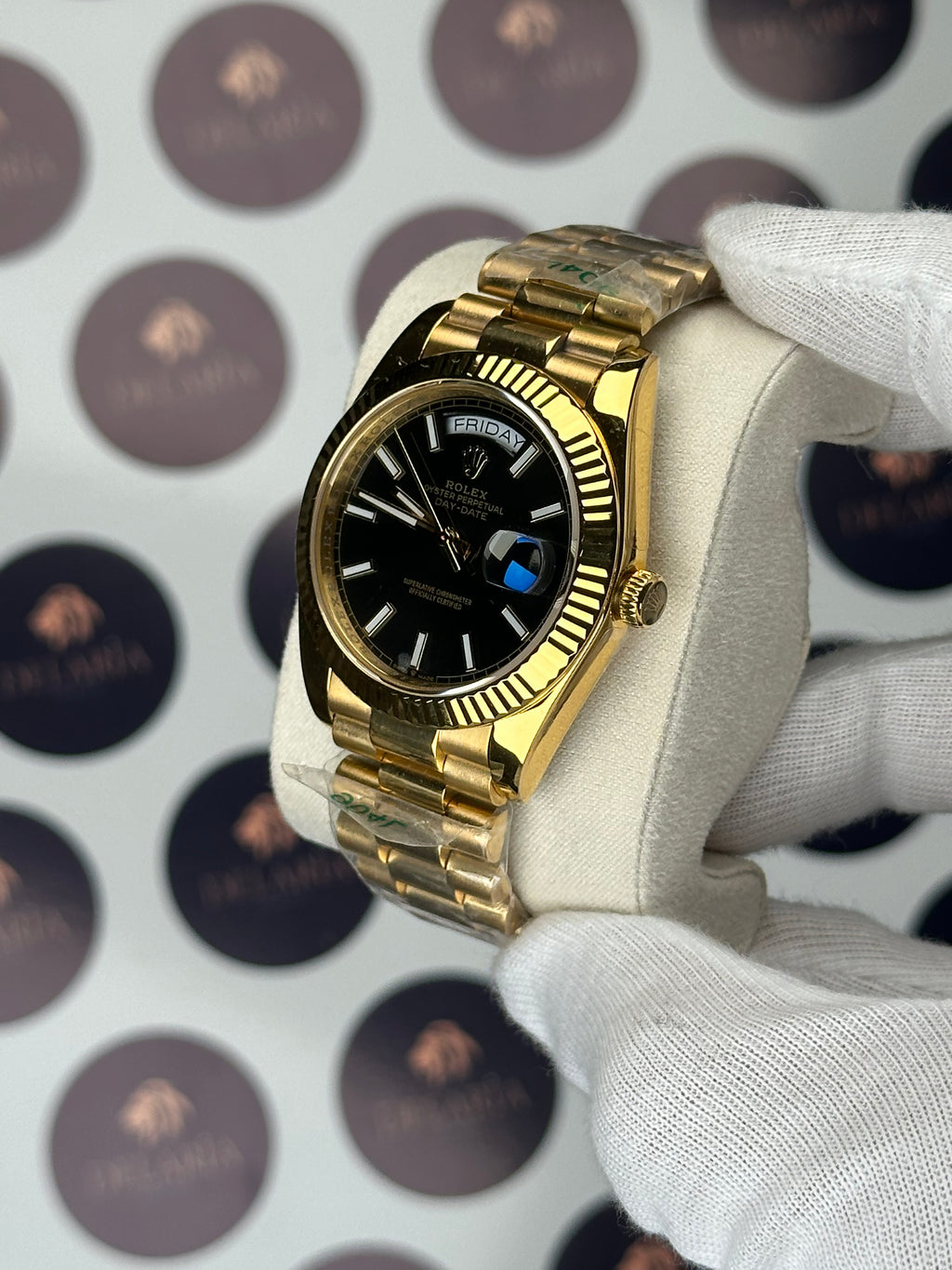 ROLEX DAY-DATE 40 MM BLACK DIAL GOLD PRESIDENT