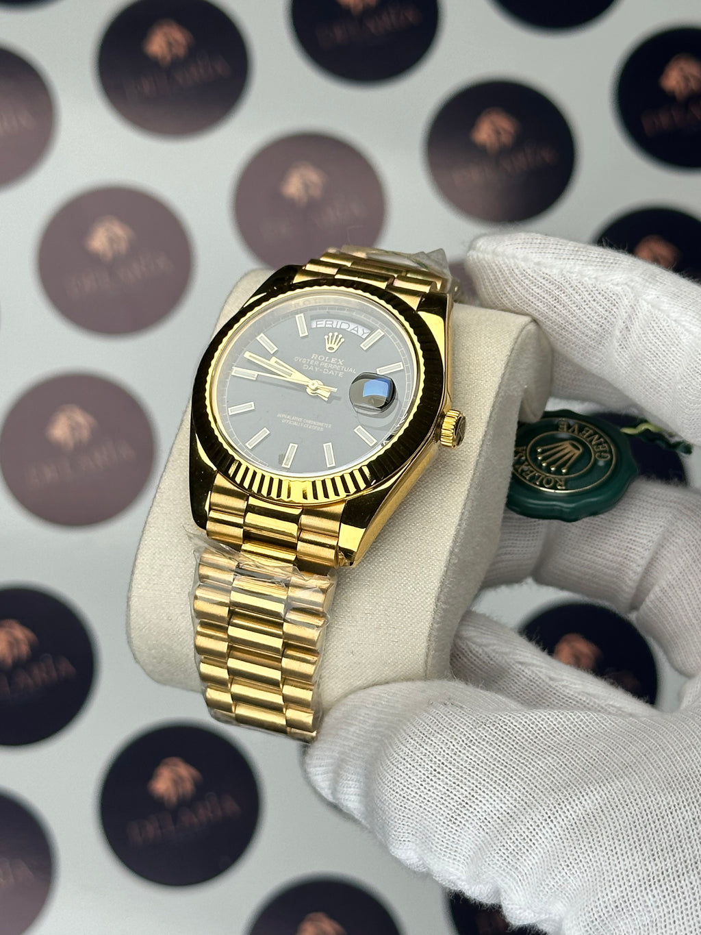 ROLEX DAY-DATE 40 MM BLACK DIAL GOLD PRESIDENT