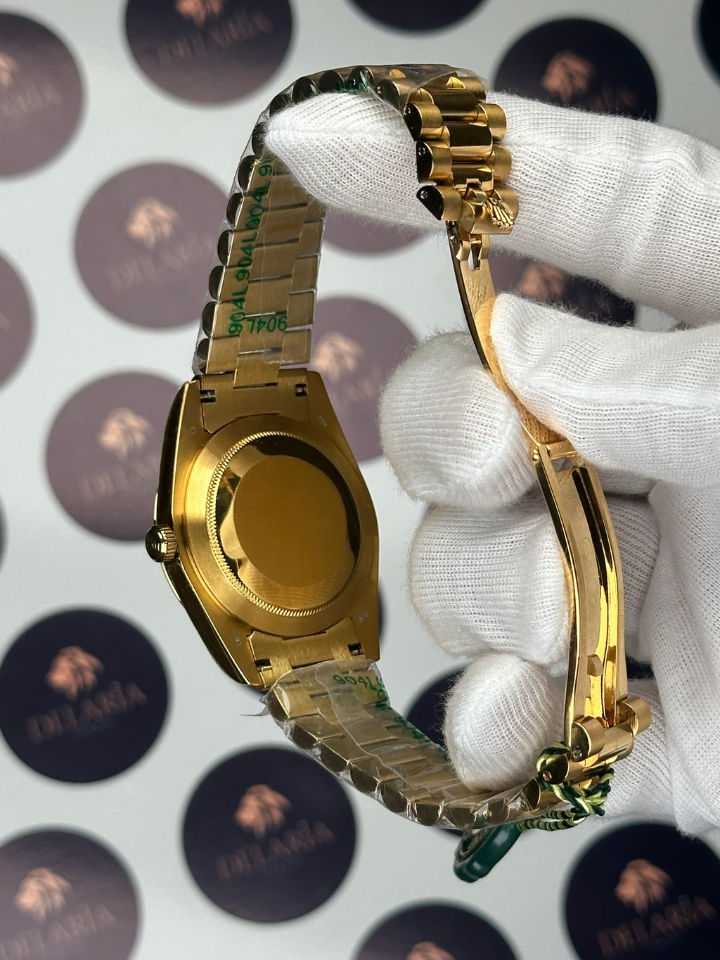 ROLEX DAY-DATE 40 MM BLACK DIAL GOLD PRESIDENT
