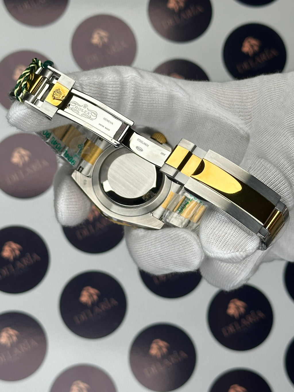ROLEX SUBMARINER 41 MM GREEN DIAL GOLD-SILVER