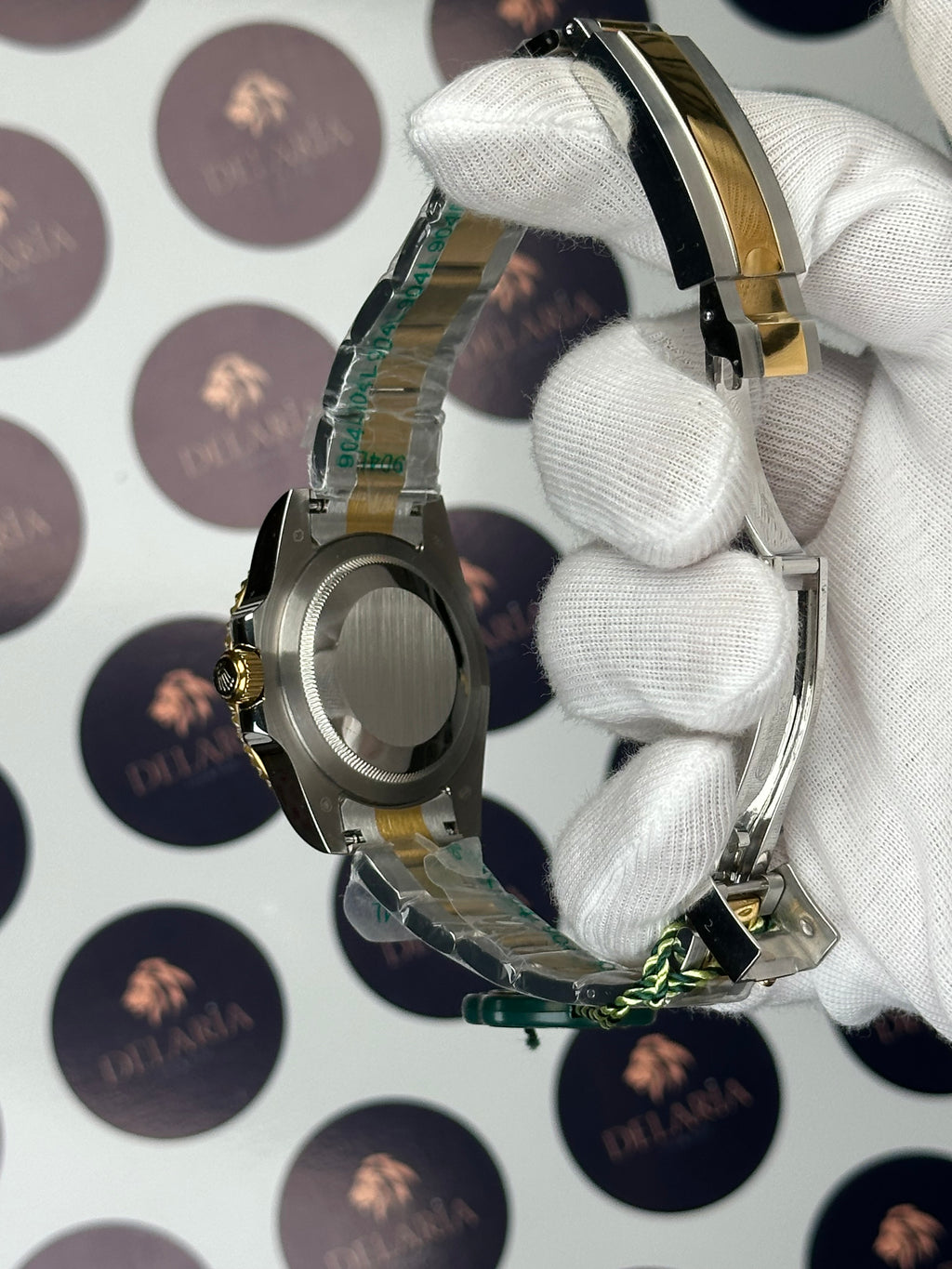 ROLEX YATCH-MASTER 42 MM BLACK DIAL GOLD-SILVER OYSTER