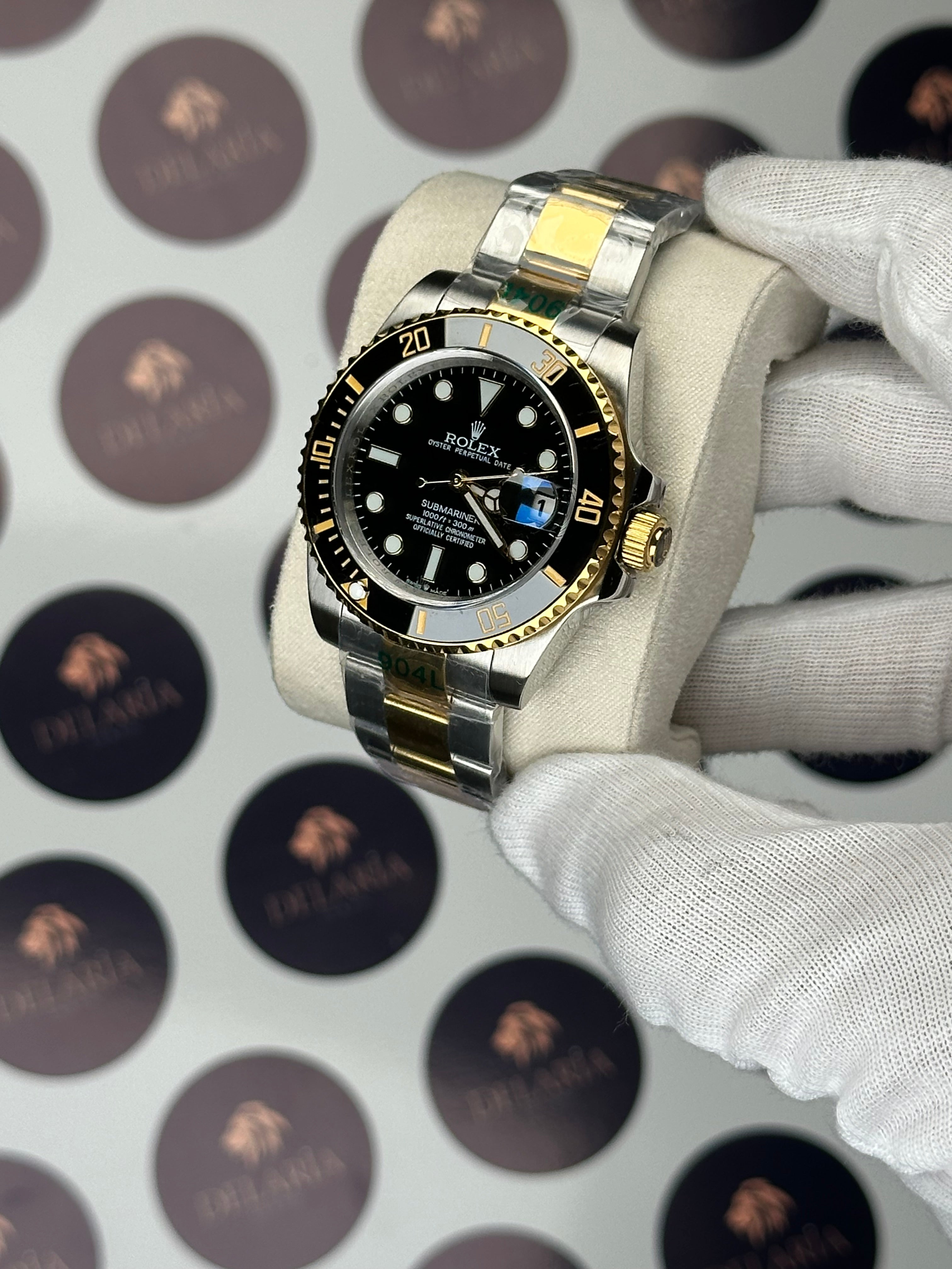 ROLEX SUBMARINER 41 MM BLACK DIAL GOLD-SILVER OYSTER