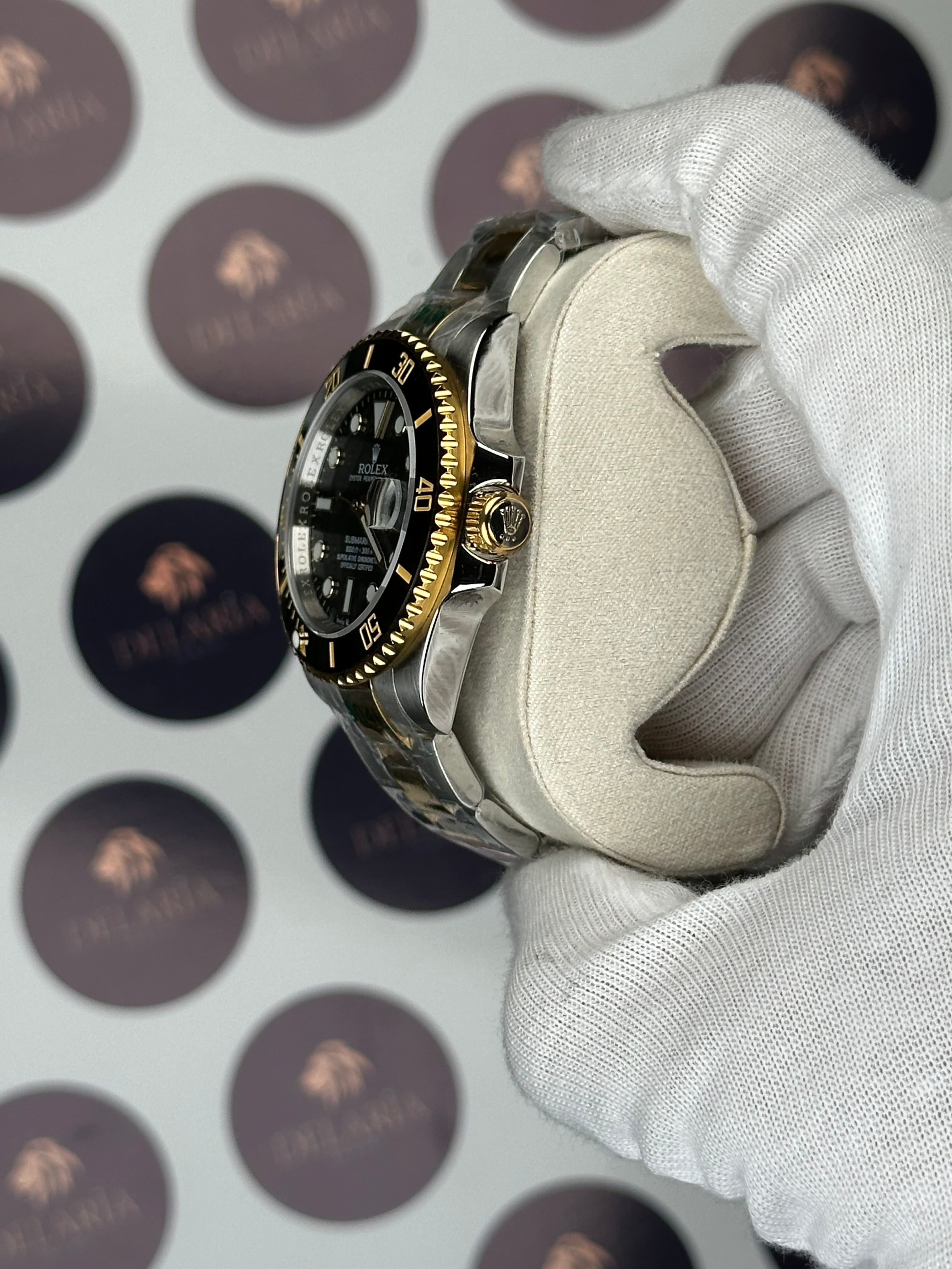 ROLEX SUBMARINER 41 MM BLACK DIAL GOLD-SILVER OYSTER