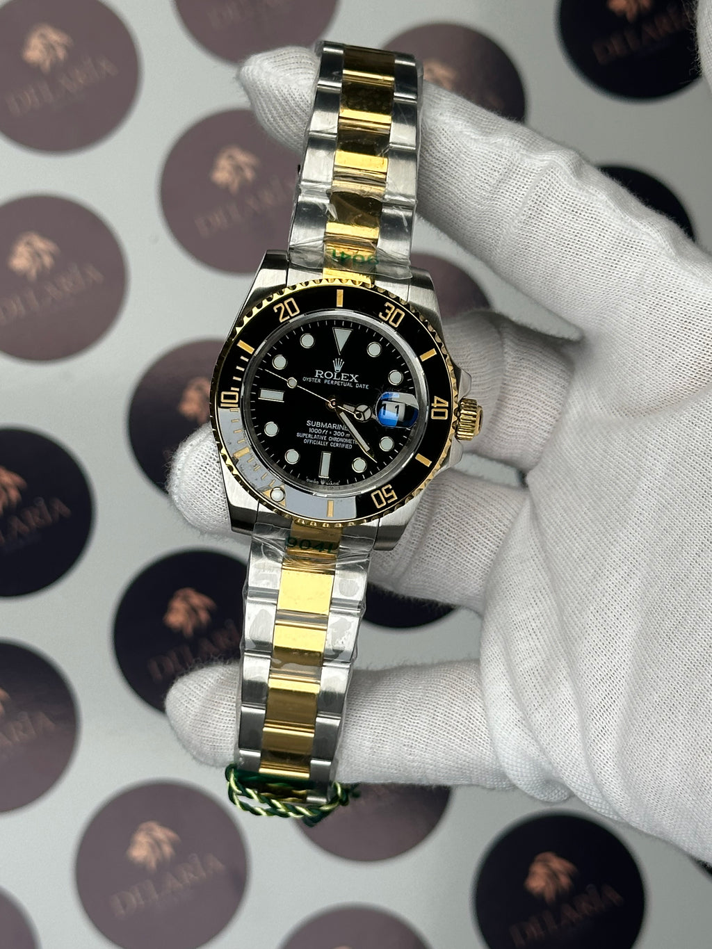 ROLEX SUBMARINER 41 MM BLACK DIAL GOLD-SILVER OYSTER