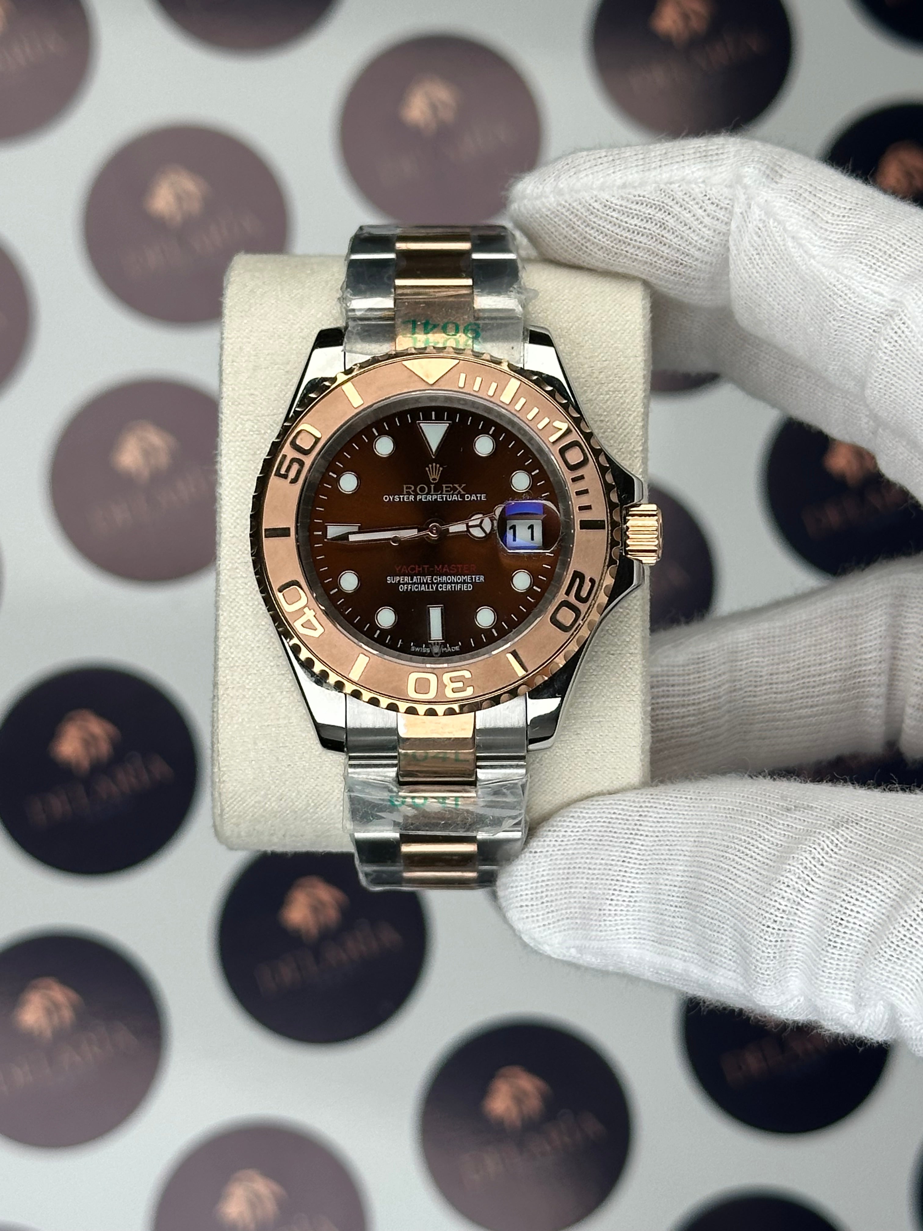 ROLEX YATCH-MASTER 42 MM CHOCOLATE DIAL ROSE-SILVER OYSTER