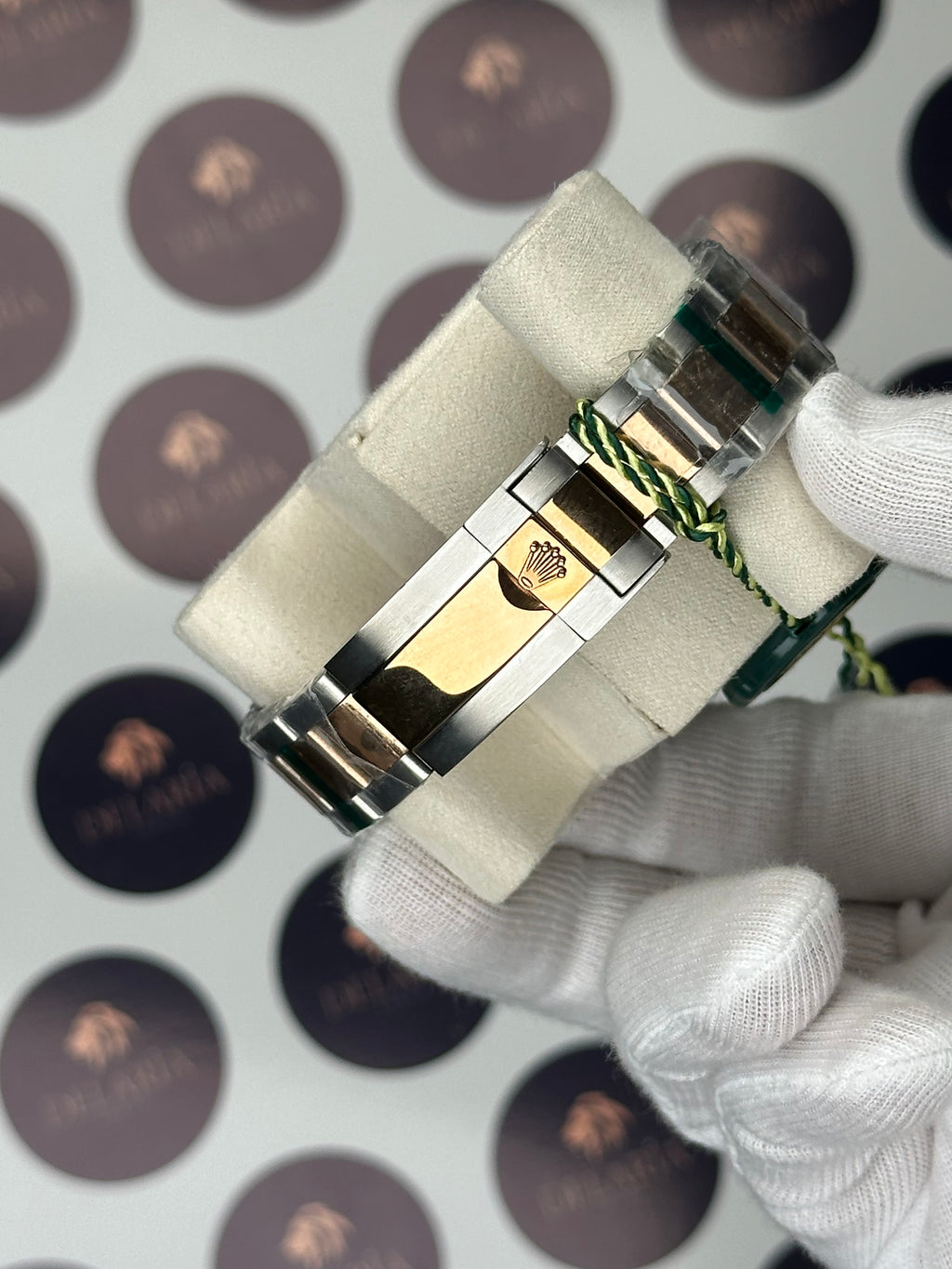 ROLEX YATCH-MASTER 42 MM CHOCOLATE DIAL ROSE-SILVER OYSTER